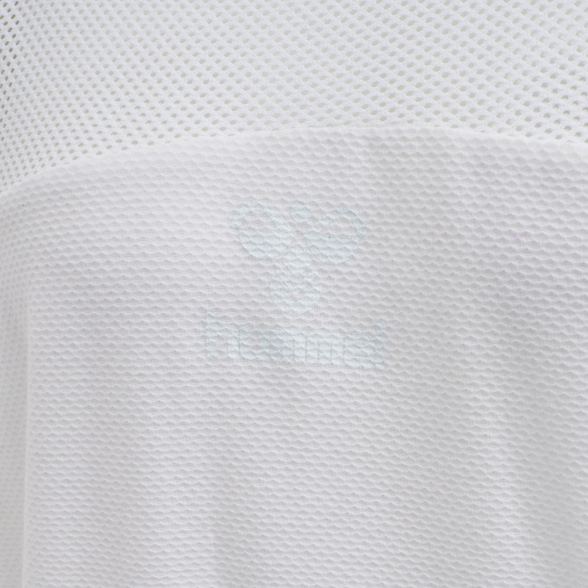 9001-WHITE