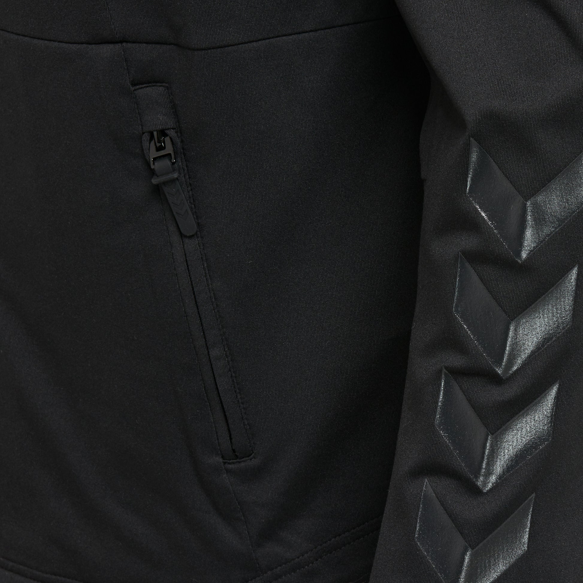 2001-BLACK