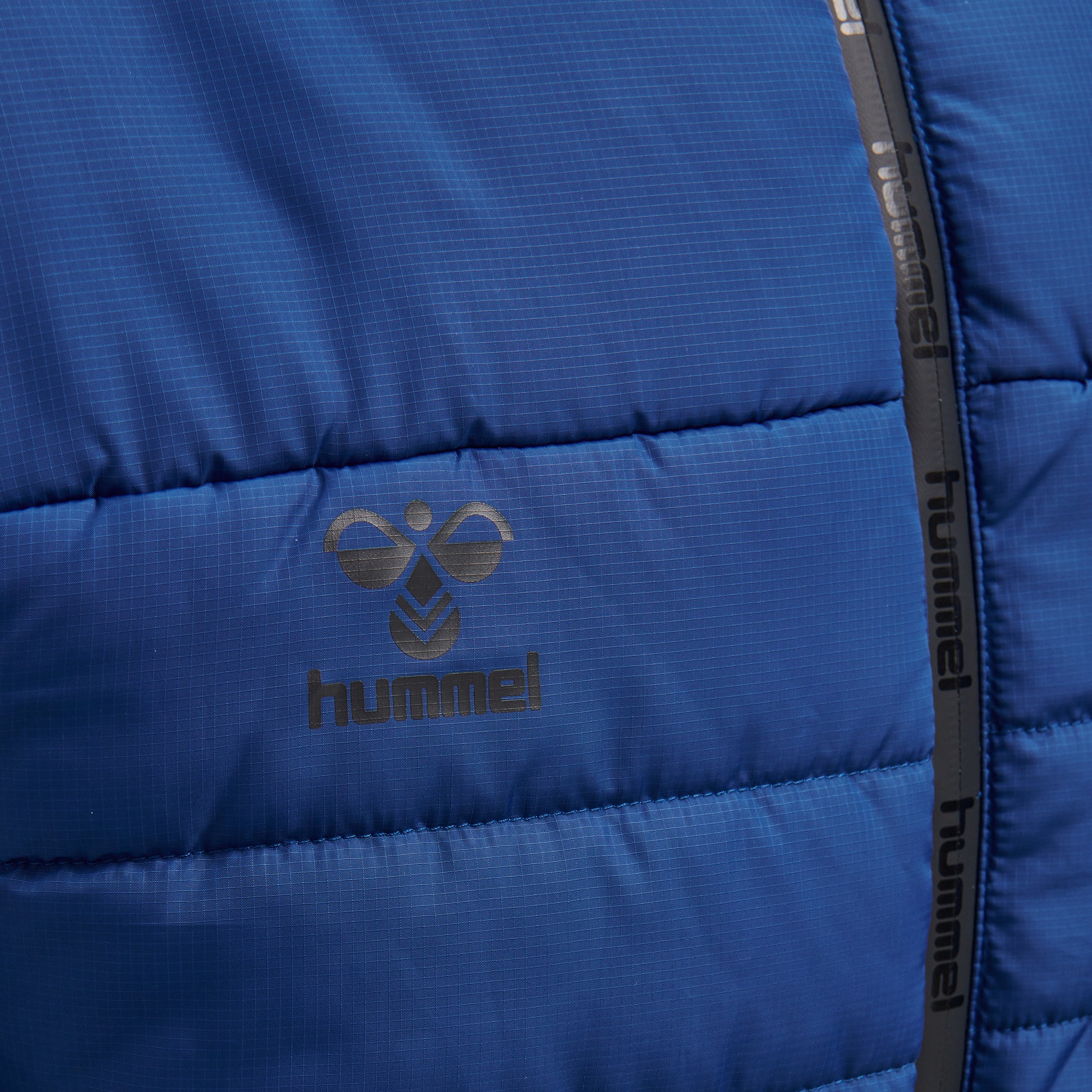 7045-TRUE BLUE