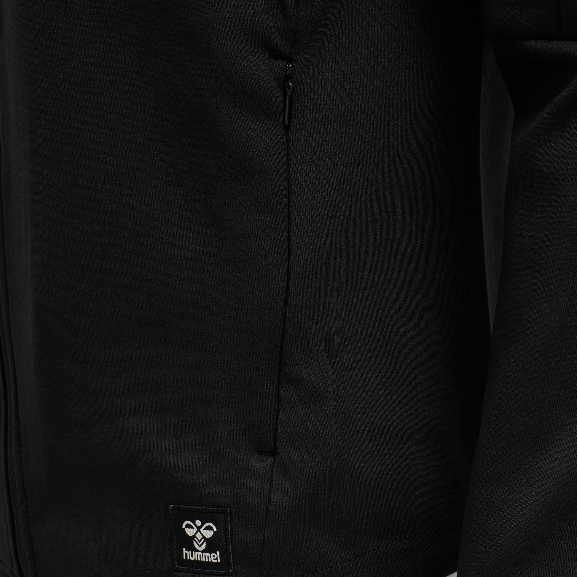 2001-BLACK