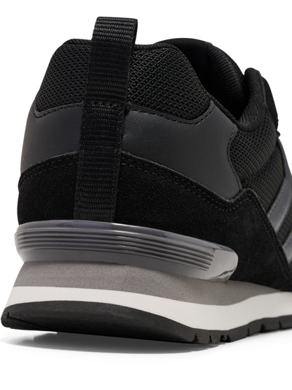 2001-BLACK