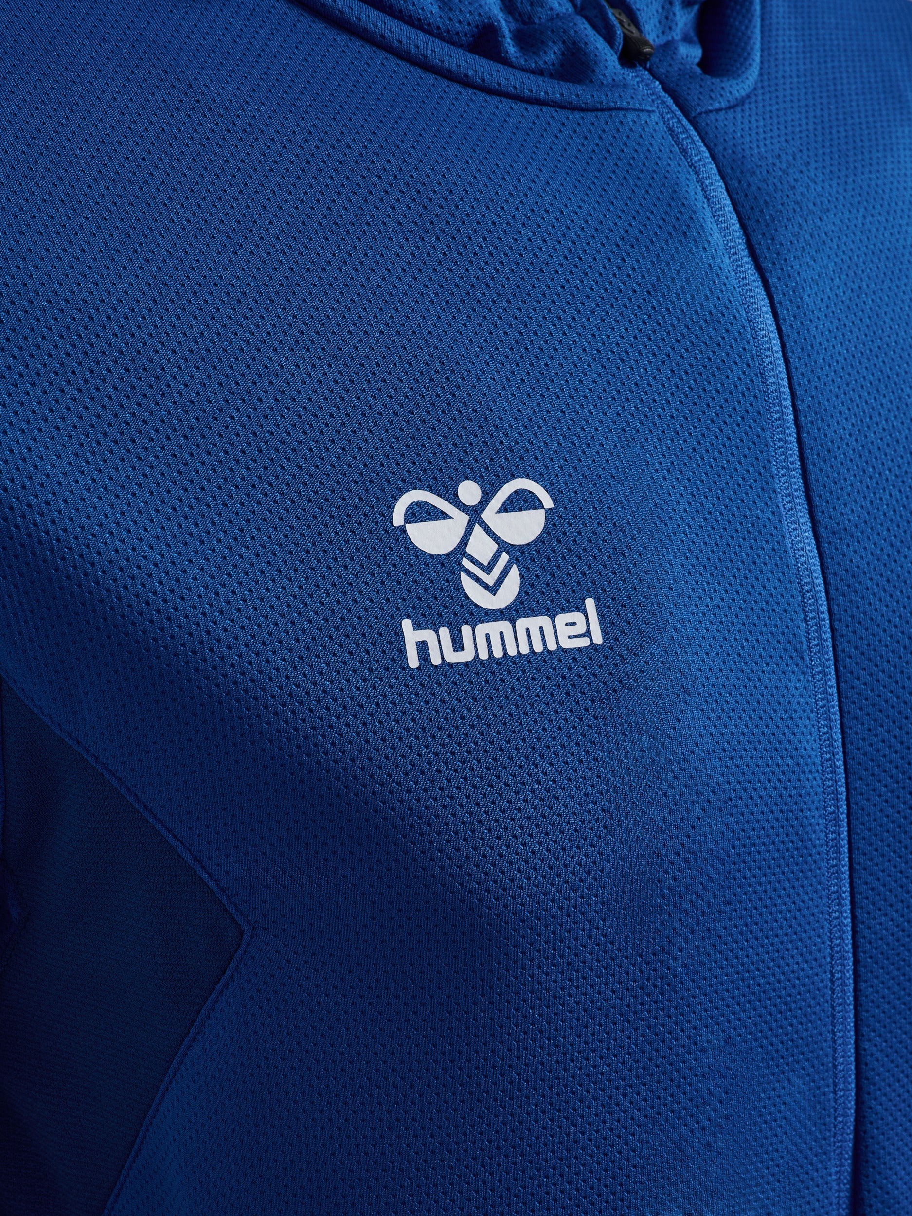7045-TRUE BLUE