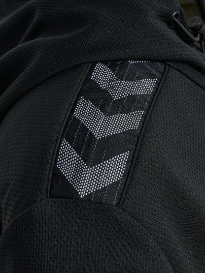 2001-BLACK