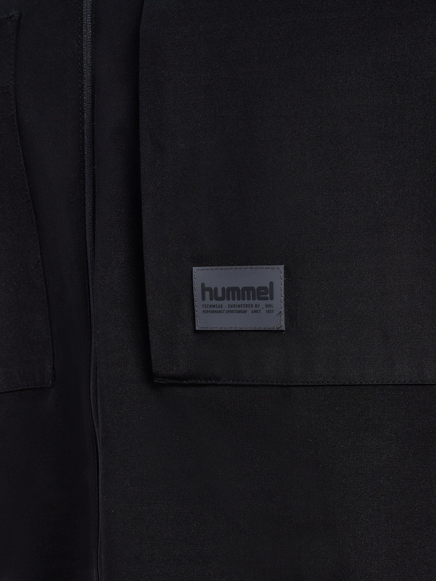 2001-BLACK