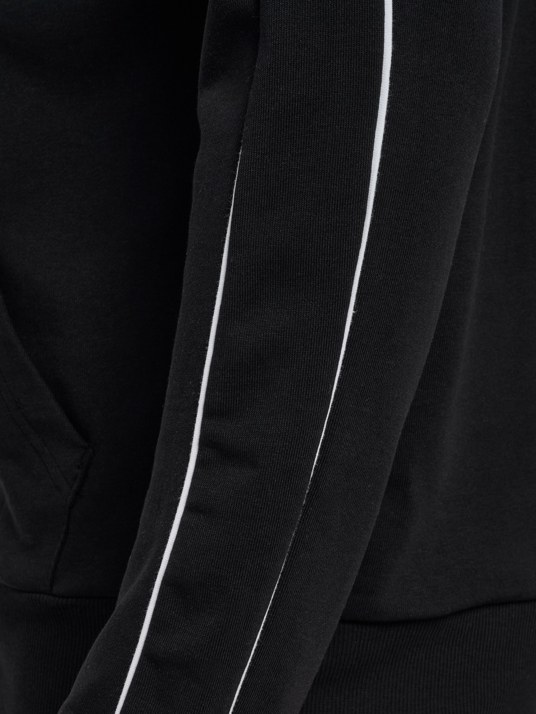 2001-BLACK