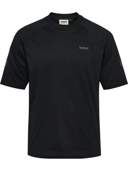hmlKEEPER CHEVRON T-SHIRT S/S – BLACK