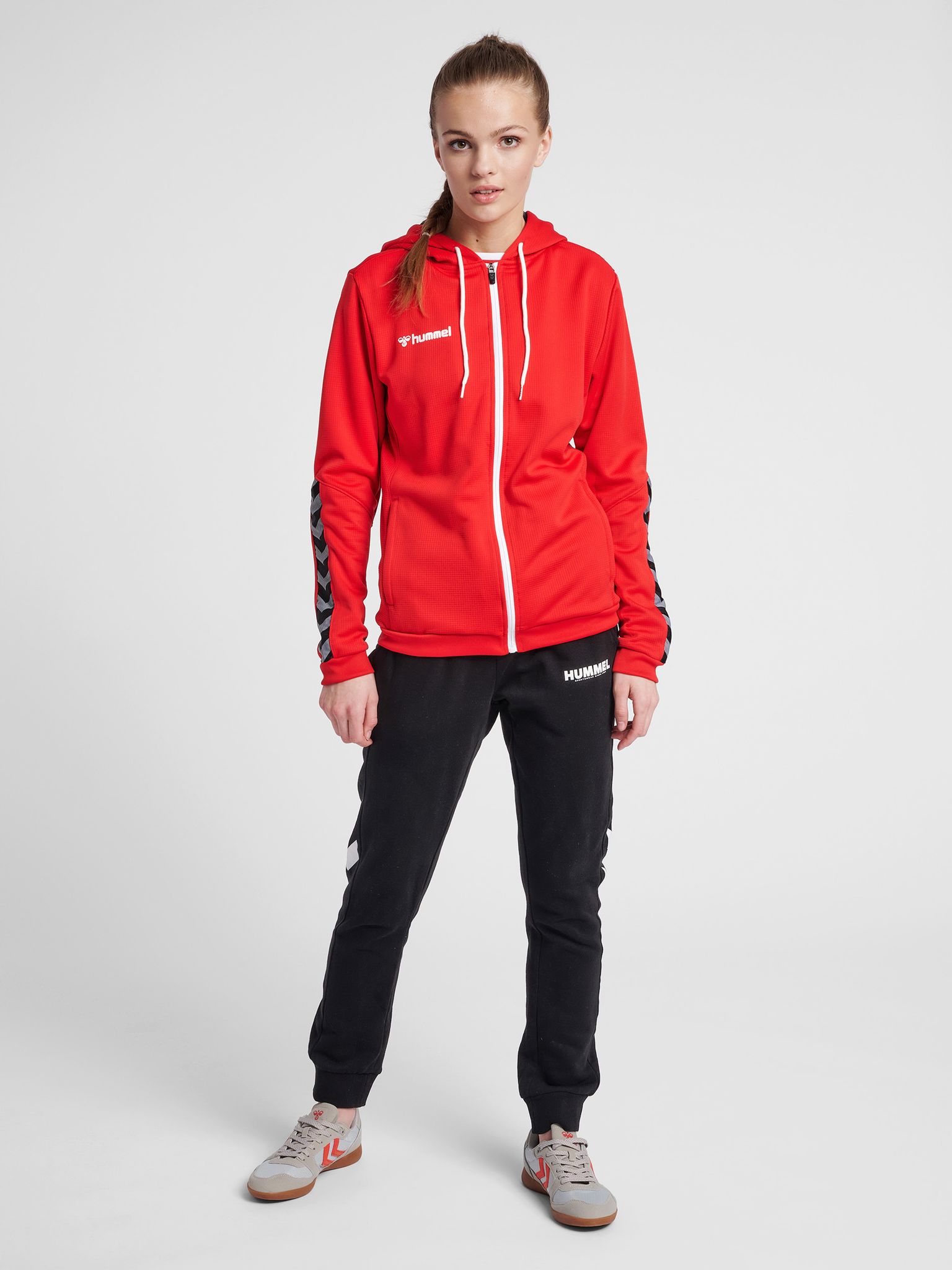 hmlAUTHENTIC POLY ZIP HOODIE WOMAN